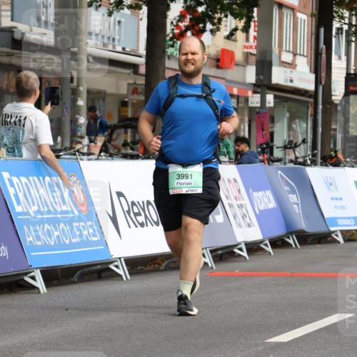 21.09.2025 - PSD Bank Halbmarathon Strokosch-Dieckow http://msf.ph/oto/8947215 21.09.2025 13:06:47 Ziel 3497, 3810, 3991 meine-sportfotos.de