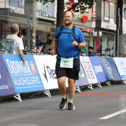 21.09.2025 - PSD Bank Halbmarathon Strokosch-Dieckow http://msf.ph/oto/8947219 21.09.2025 13:06:47 Ziel 3497, 3810, 3991 meine-sportfotos.de