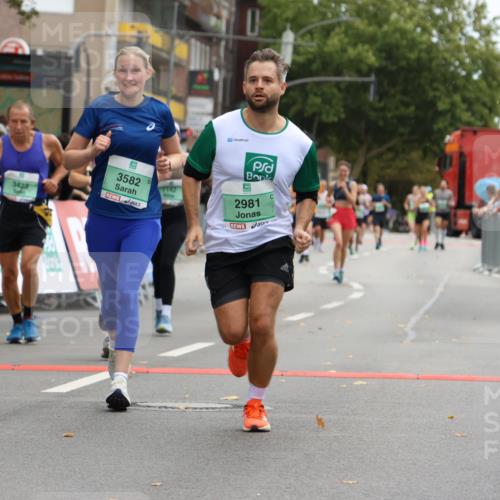 21.09.2025 - PSD Bank Halbmarathon Strokosch-Dieckow http://msf.ph/oto/8947234 21.09.2025 12:19:17 Ziel 1142, 2002, 2981, 3293, 3423, 3582, 3720, 3977 meine-sportfotos.de