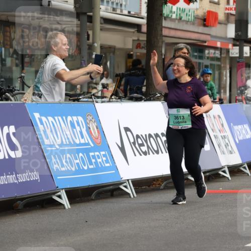 21.09.2025 - PSD Bank Halbmarathon Strokosch-Dieckow http://msf.ph/oto/8947255 21.09.2025 13:07:22 Ziel 3613, 3841 meine-sportfotos.de
