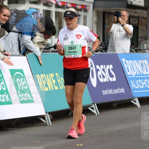21.09.2025 - PSD Bank Halbmarathon Strokosch-Dieckow http://msf.ph/oto/8947294 21.09.2025 13:07:31 Ziel 3613, 3841 meine-sportfotos.de