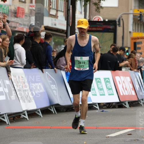 21.09.2025 - PSD Bank Halbmarathon Strokosch-Dieckow http://msf.ph/oto/8947301 21.09.2025 12:24:05 Ziel 1005, 1163, 1575, 1576, 2250, 3138, 3240, 3419, 3616 meine-sportfotos.de