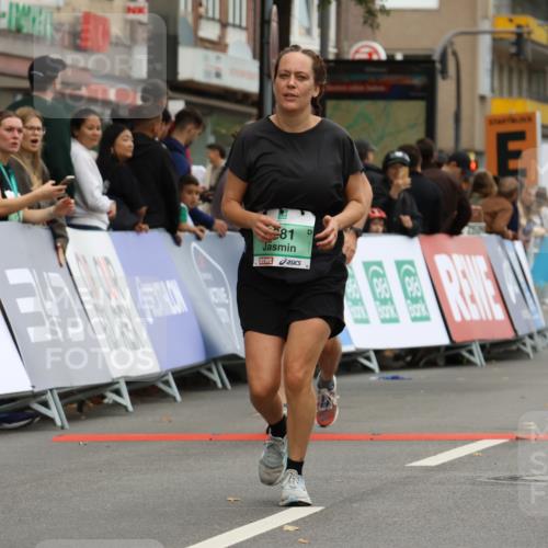 21.09.2025 - PSD Bank Halbmarathon Strokosch-Dieckow http://msf.ph/oto/8947330 21.09.2025 12:24:22 Ziel 1498, 1499, 3022, 3219, 3281, 3602 meine-sportfotos.de