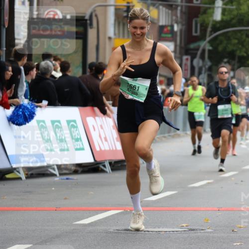 21.09.2025 - PSD Bank Halbmarathon Strokosch-Dieckow http://msf.ph/oto/8947348 21.09.2025 12:19:58 Ziel 1070, 1661, 2452, 3264, 3265, 3329, 3347, 3385, 3672 meine-sportfotos.de