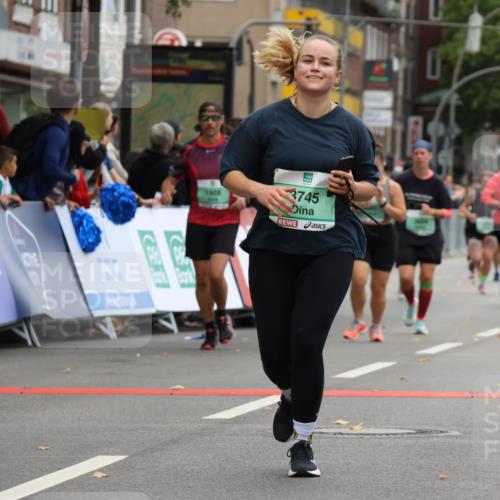 21.09.2025 - PSD Bank Halbmarathon Strokosch-Dieckow http://msf.ph/oto/8947377 21.09.2025 12:24:56 Ziel 1654, 1808, 3654, 3745, 3762, 3820 meine-sportfotos.de