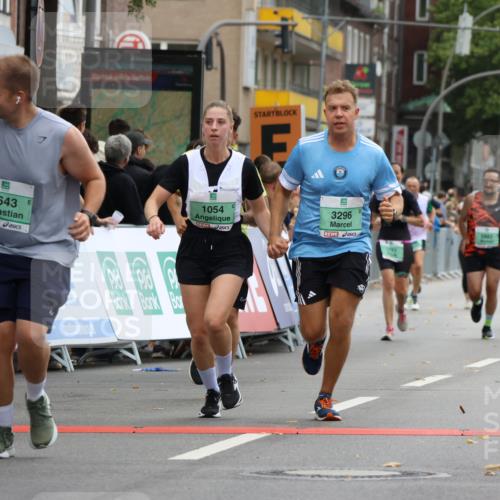 21.09.2025 - PSD Bank Halbmarathon Strokosch-Dieckow http://msf.ph/oto/8947432 21.09.2025 12:20:52 Ziel 1054, 1682, 3124, 3246, 3296, 3643, 3681 meine-sportfotos.de