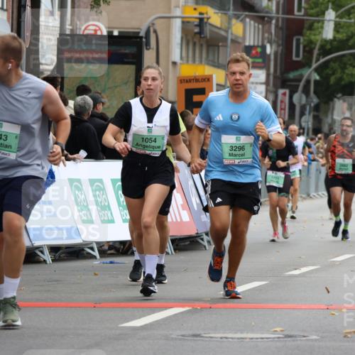 21.09.2025 - PSD Bank Halbmarathon Strokosch-Dieckow http://msf.ph/oto/8947434 21.09.2025 12:20:52 Ziel 1054, 1682, 3124, 3246, 3296, 3643, 3681 meine-sportfotos.de
