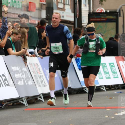 21.09.2025 - PSD Bank Halbmarathon Strokosch-Dieckow http://msf.ph/oto/8947541 21.09.2025 12:26:22 Ziel 2900, 2950, 3611 meine-sportfotos.de
