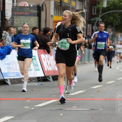 21.09.2025 - PSD Bank Halbmarathon Strokosch-Dieckow http://msf.ph/oto/8947565 21.09.2025 12:26:30 Ziel 1681, 2900, 2903, 2950, 3276, 3514, 3686, 3813 meine-sportfotos.de