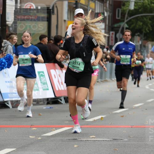 21.09.2025 - PSD Bank Halbmarathon Strokosch-Dieckow http://msf.ph/oto/8947569 21.09.2025 12:26:30 Ziel 1681, 2900, 2903, 2950, 3276, 3514, 3686, 3813 meine-sportfotos.de