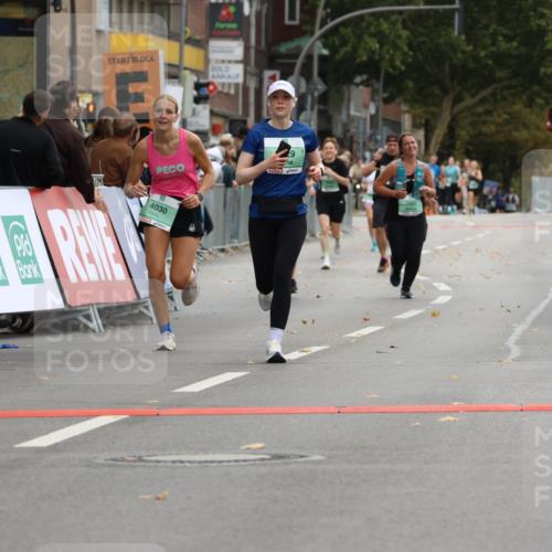 21.09.2025 - PSD Bank Halbmarathon Strokosch-Dieckow http://msf.ph/oto/8947583 21.09.2025 12:21:51 Ziel 1551, 3409, 3629, 3679, 3694, 4030 meine-sportfotos.de