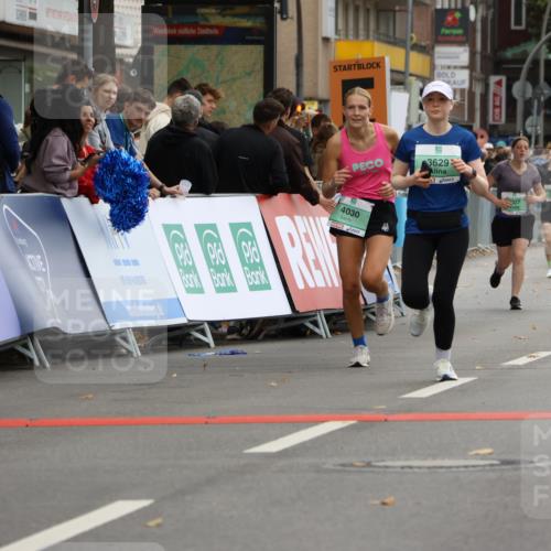 21.09.2025 - PSD Bank Halbmarathon Strokosch-Dieckow http://msf.ph/oto/8947587 21.09.2025 12:21:52 Ziel 1551, 3409, 3629, 3679, 4030 meine-sportfotos.de