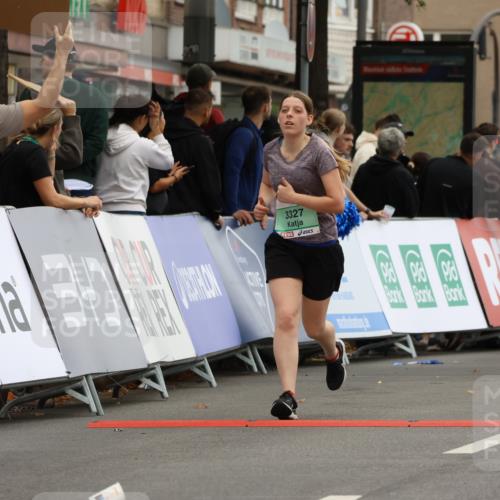21.09.2025 - PSD Bank Halbmarathon Strokosch-Dieckow http://msf.ph/oto/8947594 21.09.2025 12:22:01 Ziel 2560, 3305, 3327, 3432, 3562, 3629, 3890, 4030 meine-sportfotos.de