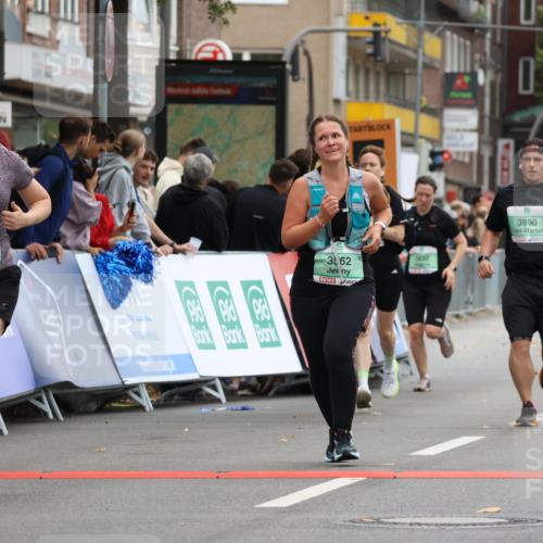 21.09.2025 - PSD Bank Halbmarathon Strokosch-Dieckow http://msf.ph/oto/8947599 21.09.2025 12:22:02 Ziel 2560, 3305, 3327, 3432, 3562, 3629, 3890, 4030 meine-sportfotos.de