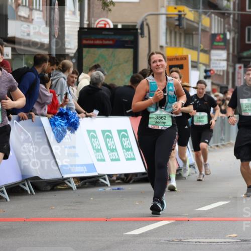 21.09.2025 - PSD Bank Halbmarathon Strokosch-Dieckow http://msf.ph/oto/8947600 21.09.2025 12:22:02 Ziel 2560, 3305, 3327, 3432, 3562, 3629, 3890, 4030 meine-sportfotos.de