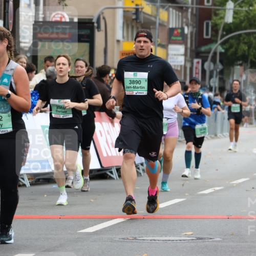 21.09.2025 - PSD Bank Halbmarathon Strokosch-Dieckow http://msf.ph/oto/8947605 21.09.2025 12:22:04 Ziel 2560, 3305, 3327, 3432, 3562, 3629, 3636, 3890, 4030 meine-sportfotos.de