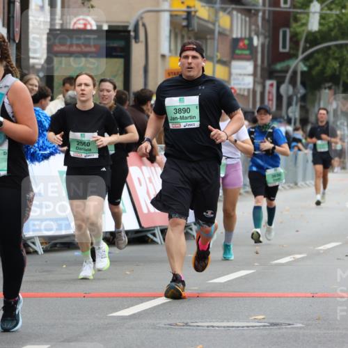 21.09.2025 - PSD Bank Halbmarathon Strokosch-Dieckow http://msf.ph/oto/8947607 21.09.2025 12:22:04 Ziel 2560, 3305, 3327, 3432, 3562, 3629, 3636, 3890, 4030 meine-sportfotos.de