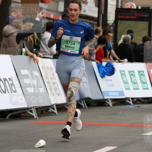 21.09.2025 - PSD Bank Halbmarathon Strokosch-Dieckow http://msf.ph/oto/8947643 21.09.2025 12:22:39 Ziel 1148, 1149, 3383, 3430, 3621, 3754, 4008 meine-sportfotos.de