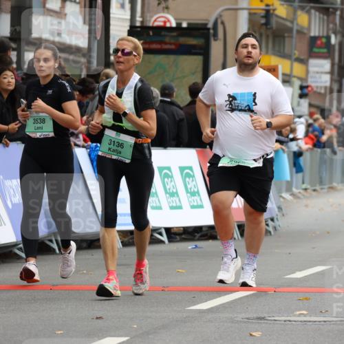 21.09.2025 - PSD Bank Halbmarathon Strokosch-Dieckow http://msf.ph/oto/8947718 21.09.2025 12:27:39 Ziel 2906, 3136, 3472, 3538 meine-sportfotos.de