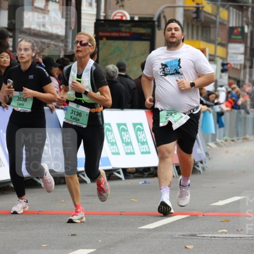 21.09.2025 - PSD Bank Halbmarathon Strokosch-Dieckow http://msf.ph/oto/8947722 21.09.2025 12:27:39 Ziel 2906, 3136, 3472, 3538 meine-sportfotos.de