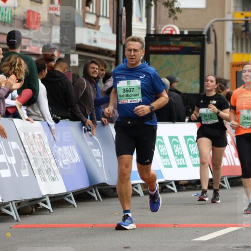 21.09.2025 - PSD Bank Halbmarathon Strokosch-Dieckow http://msf.ph/oto/8947734 21.09.2025 12:27:59 Ziel 1677, 3481, 3507, 3594, 3615 meine-sportfotos.de