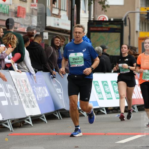 21.09.2025 - PSD Bank Halbmarathon Strokosch-Dieckow http://msf.ph/oto/8947736 21.09.2025 12:27:59 Ziel 1677, 3481, 3507, 3594, 3615 meine-sportfotos.de