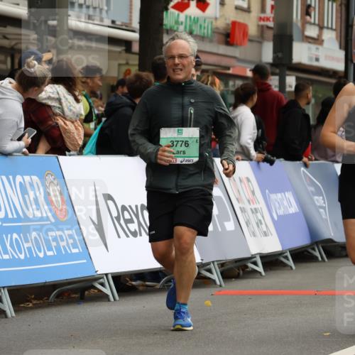 21.09.2025 - PSD Bank Halbmarathon Strokosch-Dieckow http://msf.ph/oto/8947787 21.09.2025 12:28:19 Ziel 2726, 3000, 3422, 3658, 3776 meine-sportfotos.de