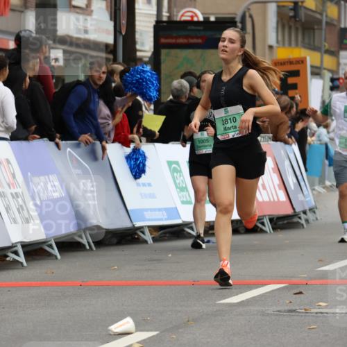 21.09.2025 - PSD Bank Halbmarathon Strokosch-Dieckow http://msf.ph/oto/8947798 21.09.2025 12:23:53 Ziel 1005, 1163, 1166, 1380, 1575, 1576, 2250, 2729, 2810, 2827, 3138, 3240, 3359, 3616 meine-sportfotos.de
