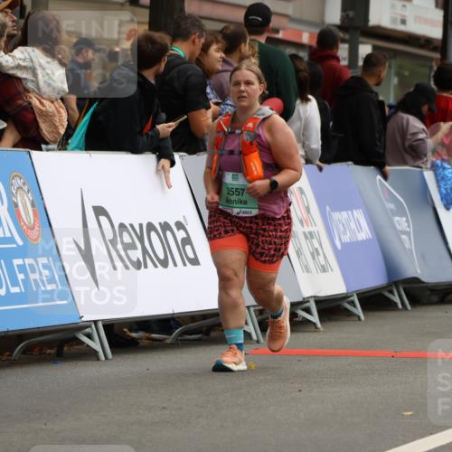 21.09.2025 - PSD Bank Halbmarathon Strokosch-Dieckow http://msf.ph/oto/8947823 21.09.2025 12:28:32 Ziel 1597, 3557 meine-sportfotos.de
