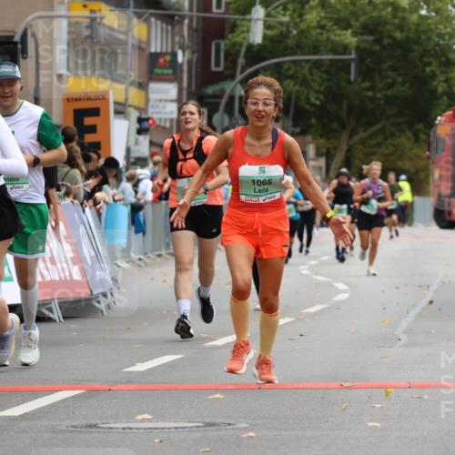 21.09.2025 - PSD Bank Halbmarathon Strokosch-Dieckow http://msf.ph/oto/8947841 21.09.2025 12:28:45 Ziel 1065, 1573, 3239, 3684, 3685 meine-sportfotos.de