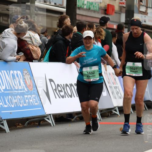 21.09.2025 - PSD Bank Halbmarathon Strokosch-Dieckow http://msf.ph/oto/8947872 21.09.2025 12:29:06 Ziel 1652, 3527, 3633, 3880, 3981 meine-sportfotos.de
