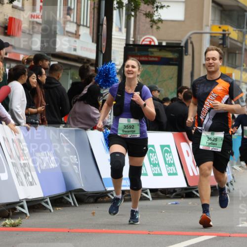 21.09.2025 - PSD Bank Halbmarathon Strokosch-Dieckow http://msf.ph/oto/8947907 21.09.2025 12:29:36 Ziel 1244, 1678, 2845, 3592, 3606, 3614, 3625, 3741, 3779, 3783 meine-sportfotos.de