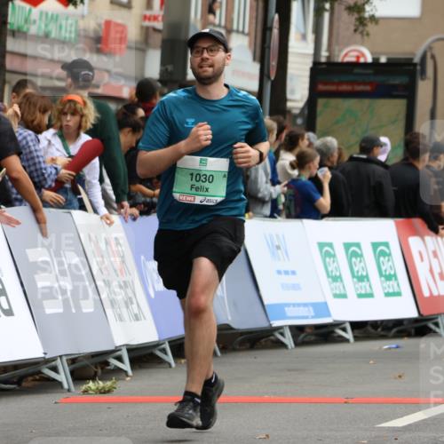 21.09.2025 - PSD Bank Halbmarathon Strokosch-Dieckow http://msf.ph/oto/8947945 21.09.2025 12:30:03 Ziel 1030, 1467, 1468, 2667, 3287, 3351, 3709 meine-sportfotos.de