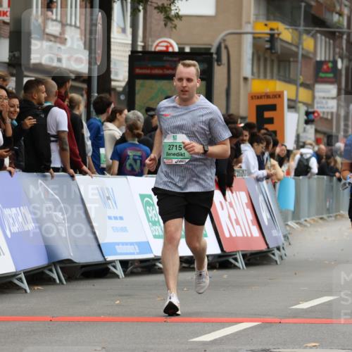 21.09.2025 - PSD Bank Halbmarathon Strokosch-Dieckow http://msf.ph/oto/8947965 21.09.2025 12:30:29 Ziel 2715, 3993 meine-sportfotos.de