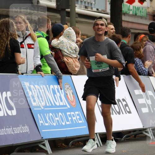 21.09.2025 - PSD Bank Halbmarathon Strokosch-Dieckow http://msf.ph/oto/8948033 21.09.2025 12:31:48 Ziel 2916, 3626 meine-sportfotos.de