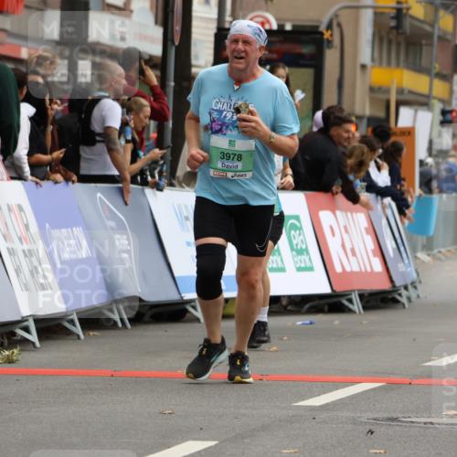 21.09.2025 - PSD Bank Halbmarathon Strokosch-Dieckow http://msf.ph/oto/8948056 21.09.2025 12:32:13 Ziel 1260, 2679, 3289, 3316, 3978, 3994 meine-sportfotos.de