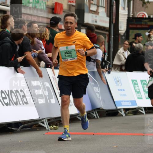 21.09.2025 - PSD Bank Halbmarathon Strokosch-Dieckow http://msf.ph/oto/8948075 21.09.2025 12:32:42 Ziel 3379, 3532, 3660 meine-sportfotos.de
