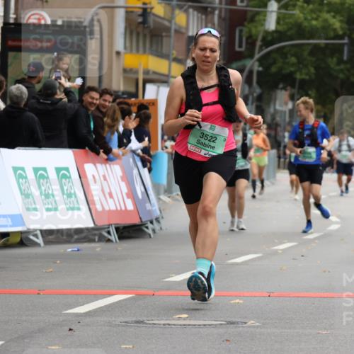 21.09.2025 - PSD Bank Halbmarathon Strokosch-Dieckow http://msf.ph/oto/8948085 21.09.2025 12:32:55 Ziel 3522 meine-sportfotos.de