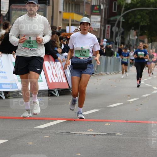 21.09.2025 - PSD Bank Halbmarathon Strokosch-Dieckow http://msf.ph/oto/8948101 21.09.2025 12:33:27 Ziel 3400, 3673, 3723 meine-sportfotos.de