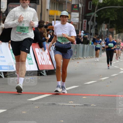 21.09.2025 - PSD Bank Halbmarathon Strokosch-Dieckow http://msf.ph/oto/8948103 21.09.2025 12:33:28 Ziel 3400, 3673, 3723 meine-sportfotos.de