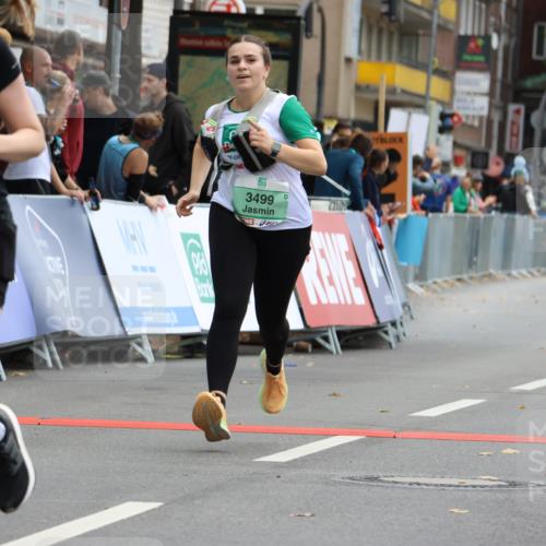 21.09.2025 - PSD Bank Halbmarathon Strokosch-Dieckow http://msf.ph/oto/8948202 21.09.2025 12:35:47 Ziel 3404, 3499, 3502, 3650, 3664 meine-sportfotos.de