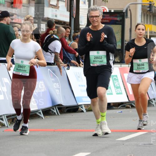 21.09.2025 - PSD Bank Halbmarathon Strokosch-Dieckow http://msf.ph/oto/8948233 21.09.2025 12:36:36 Ziel 2802, 2807, 3035, 3656, 3721, 3772 meine-sportfotos.de