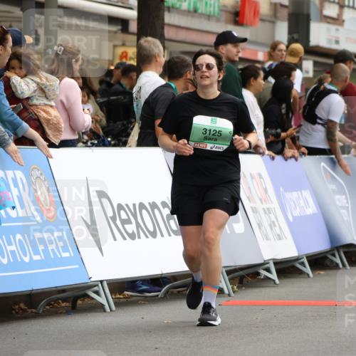21.09.2025 - PSD Bank Halbmarathon Strokosch-Dieckow http://msf.ph/oto/8948244 21.09.2025 12:36:48 Ziel 3035, 3125, 4012 meine-sportfotos.de