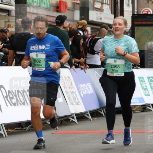 21.09.2025 - PSD Bank Halbmarathon Strokosch-Dieckow http://msf.ph/oto/8948271 21.09.2025 12:37:40 Ziel 3377, 3398, 3405, 3553, 3832 meine-sportfotos.de