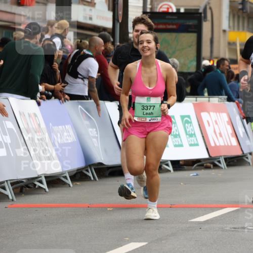 21.09.2025 - PSD Bank Halbmarathon Strokosch-Dieckow http://msf.ph/oto/8948281 21.09.2025 12:37:44 Ziel 3377, 3398, 3405, 3553, 3717, 3832 meine-sportfotos.de