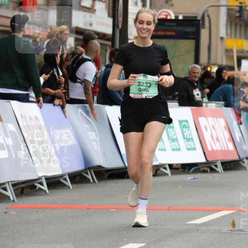 21.09.2025 - PSD Bank Halbmarathon Strokosch-Dieckow http://msf.ph/oto/8948299 21.09.2025 12:38:00 Ziel 3233, 3543, 3703, 3818, 3865 meine-sportfotos.de