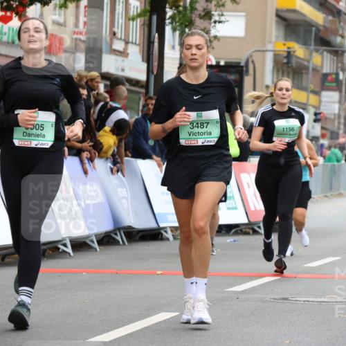 21.09.2025 - PSD Bank Halbmarathon Strokosch-Dieckow http://msf.ph/oto/8948330 21.09.2025 12:38:12 Ziel 1156, 3211, 3212, 3487, 3543, 3703, 3799, 3818, 3865, 3905 meine-sportfotos.de