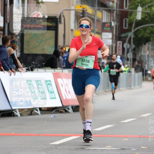 21.09.2025 - PSD Bank Halbmarathon Strokosch-Dieckow http://msf.ph/oto/8948363 21.09.2025 12:39:05 Ziel 3238, 3280, 3365 meine-sportfotos.de