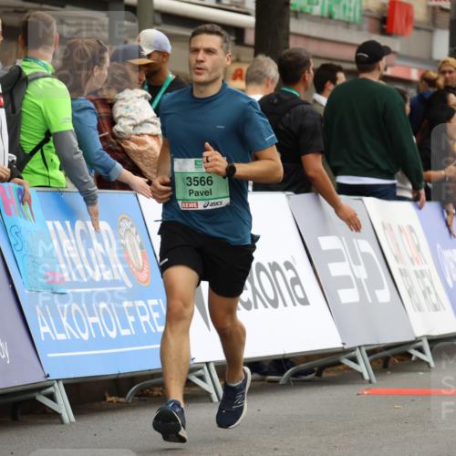 21.09.2025 - PSD Bank Halbmarathon Strokosch-Dieckow http://msf.ph/oto/8948377 21.09.2025 12:39:24 Ziel 2765, 3566, 3623, 3797 meine-sportfotos.de