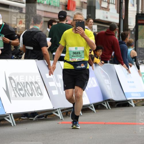 21.09.2025 - PSD Bank Halbmarathon Strokosch-Dieckow http://msf.ph/oto/8948378 21.09.2025 12:39:27 Ziel 2709, 2765, 3566, 3623 meine-sportfotos.de